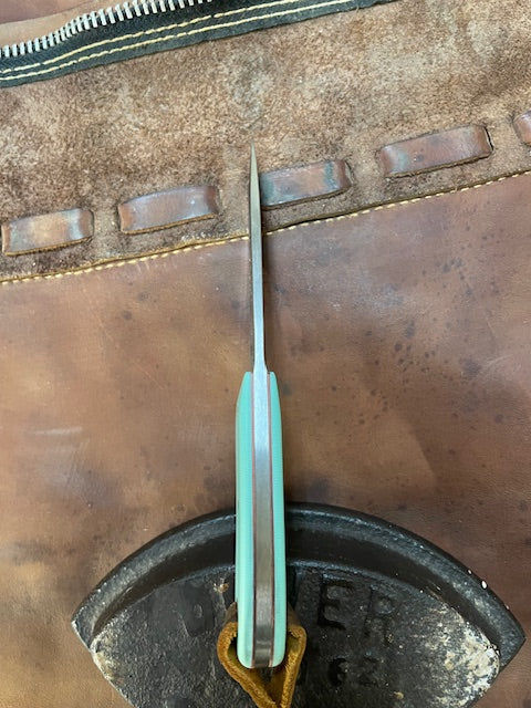3 finger daily knife
