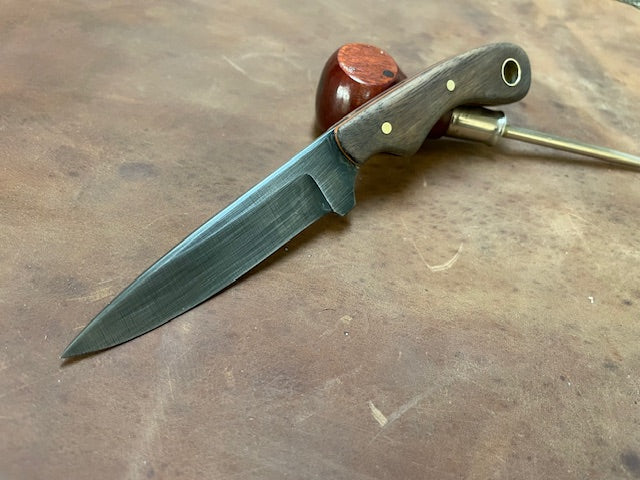 "Usdi Yona" with Walnut handle